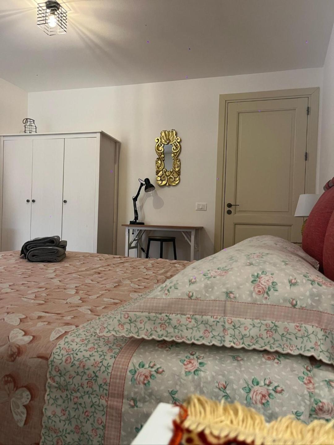 Casetta Di Ale Al Capo Palermo Bagian luar foto